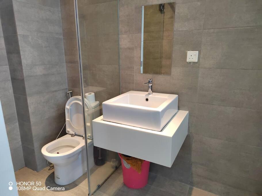 H20 High Floor Apartment *