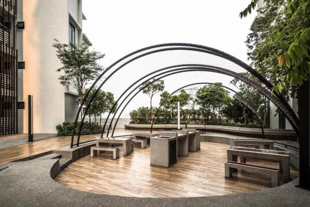 H20 High Floor Apartment Petaling Jaya