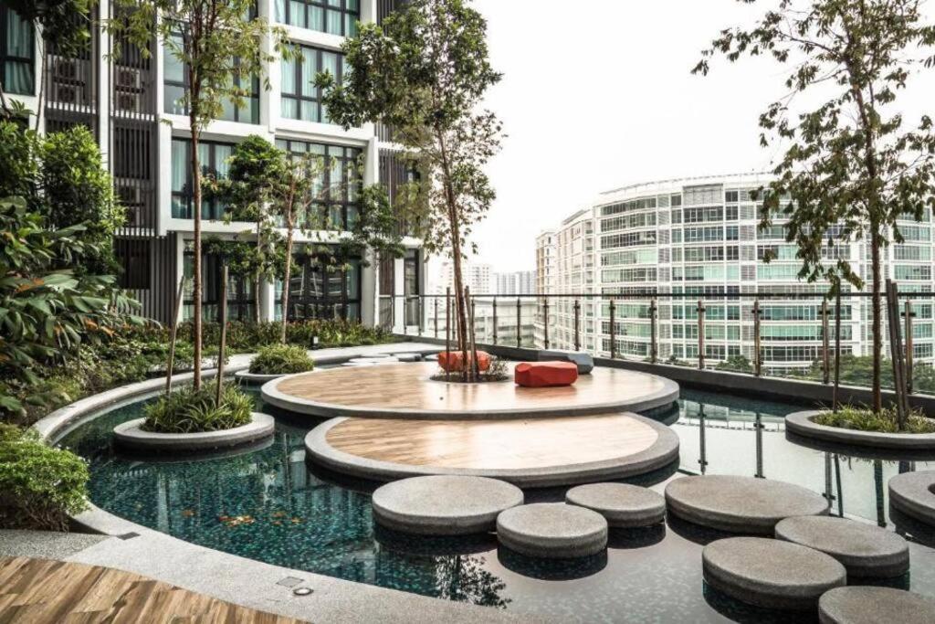 Apartment H20 High Floor *